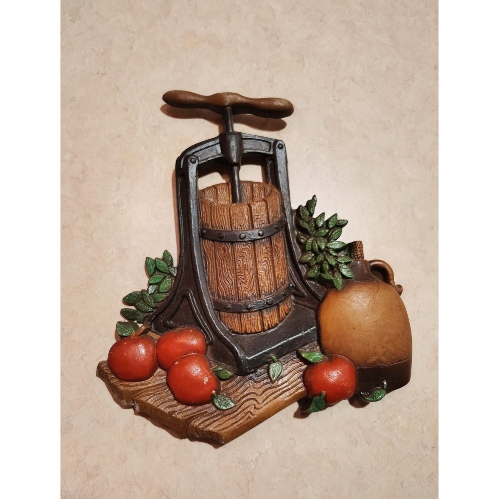 1978 cast iron Homco Wall Hanging